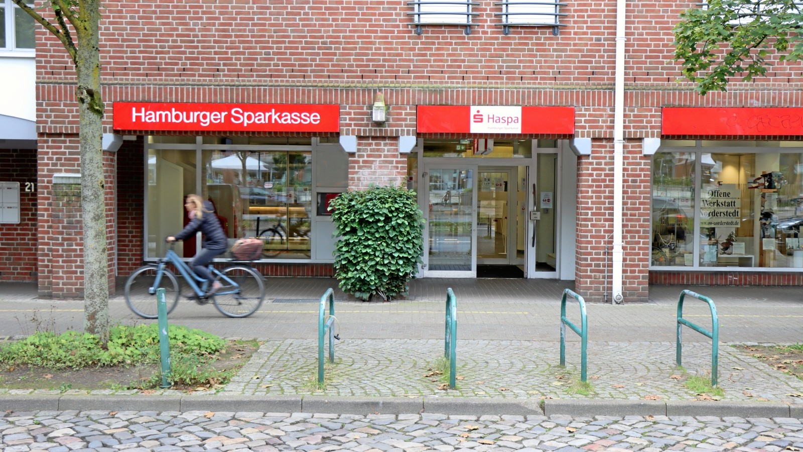 Haspa Norderstedt 530 Schließfächer ziehen nach Einbruch um