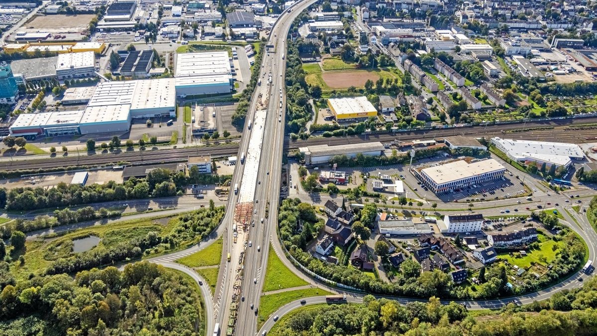 Autobahn A 1 wird in Fahrtrichtung Dortmund voll gesperrt