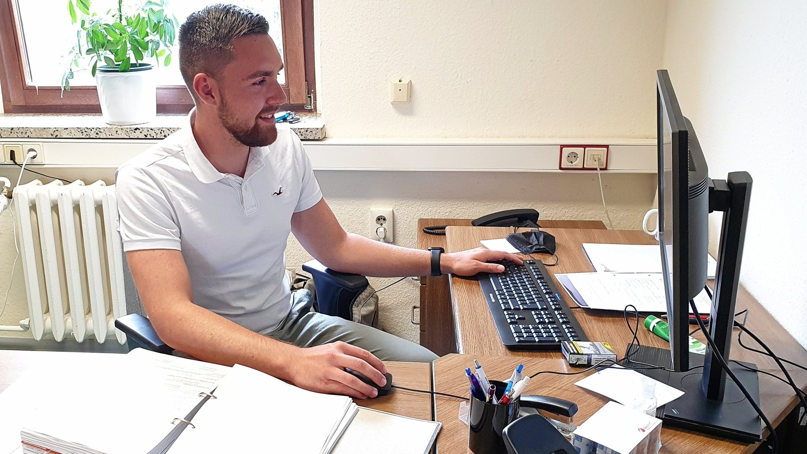 IlmtalWeinstraße Der Neue verteilt jetzt Knöllchen