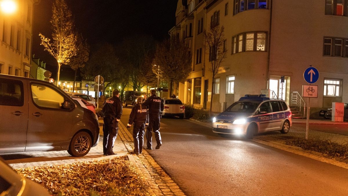 Die Tat ereignete sich kurz nach 16 Uhr in der Bahnhofstraße.