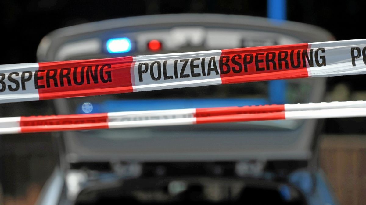 Die Polizei suchte mit Haftbefehl nach dem früheren Lebensgefährten der Frau.