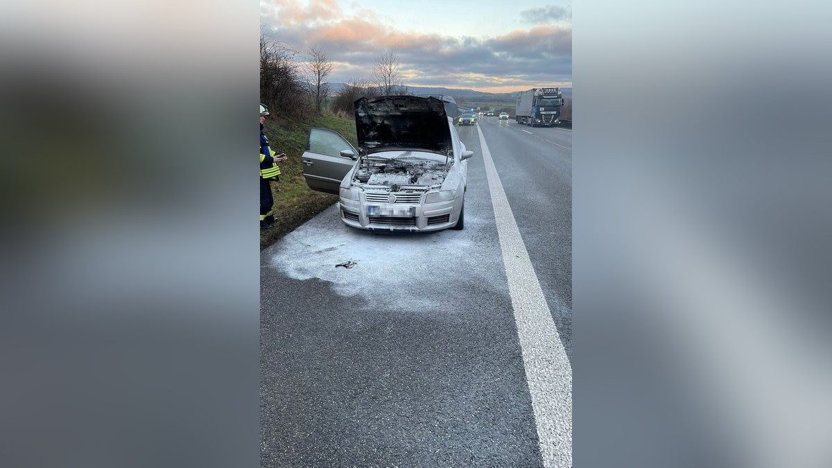 Während des Einsatzes waren der rechte Fahrstreifen sowie die Standspur der A38 in Fahrtrichtung Göttingen gesperrt.