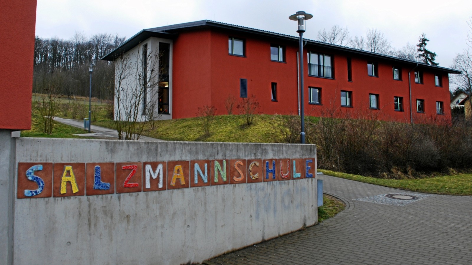 Vier Fremdsprachen neben dem normalen Lernplan: Salzmannschule ...