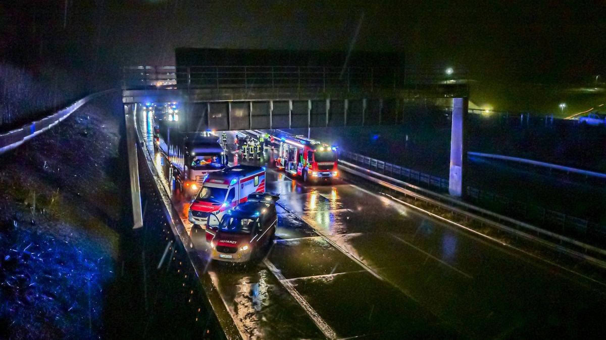 Ein Autofahrer hat auf der A4 mit 1,42 Promille einen Unfall verursacht.