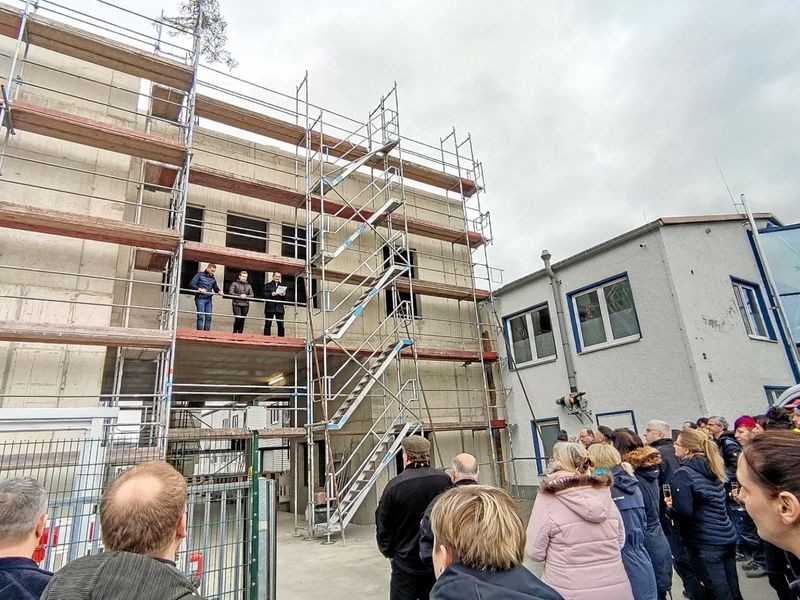 Petrick GmbH feiert Richtfest für neuen Anbau