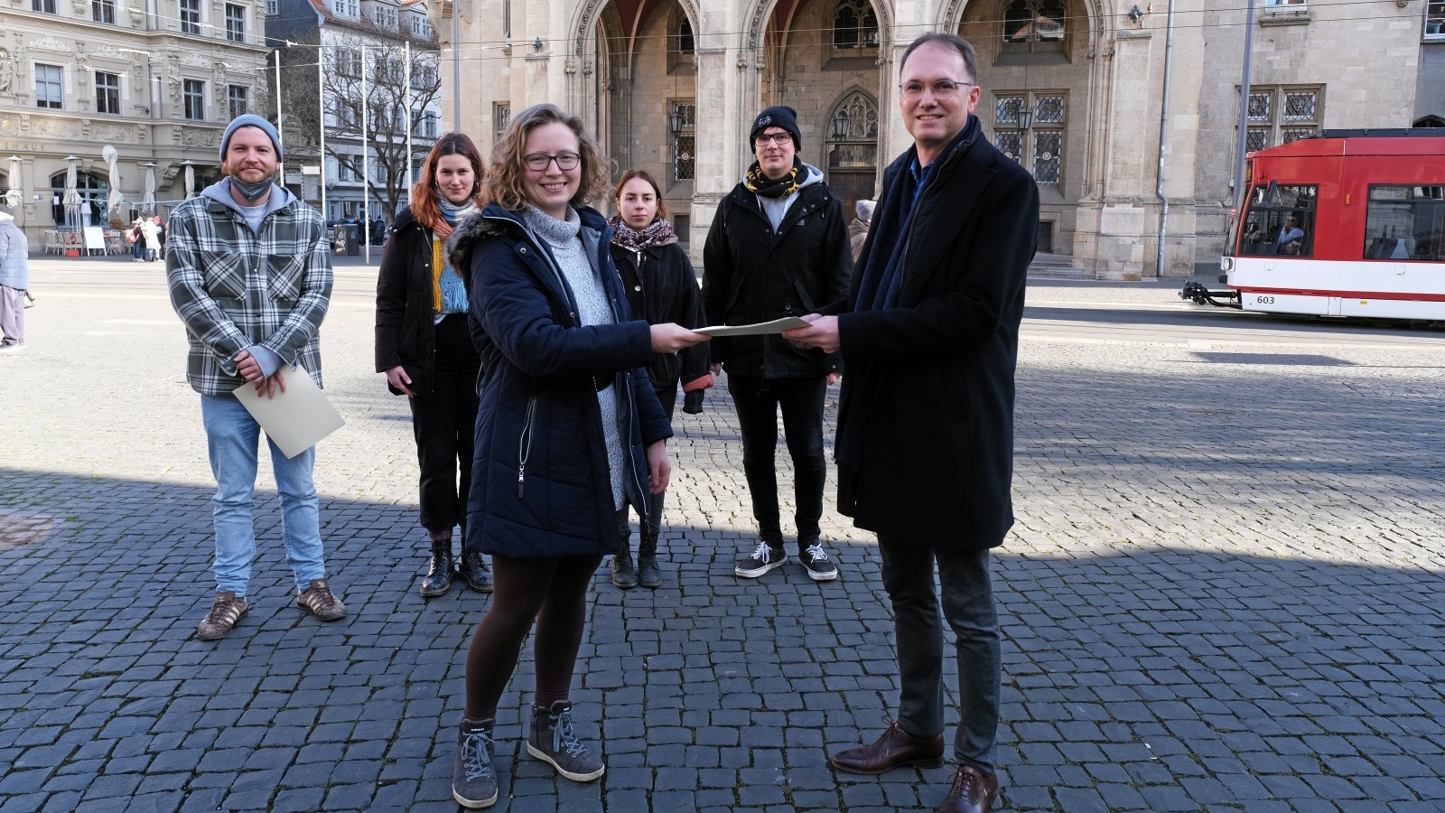 Wunschliste für kunterbuntes Ilversgehofen übergeben