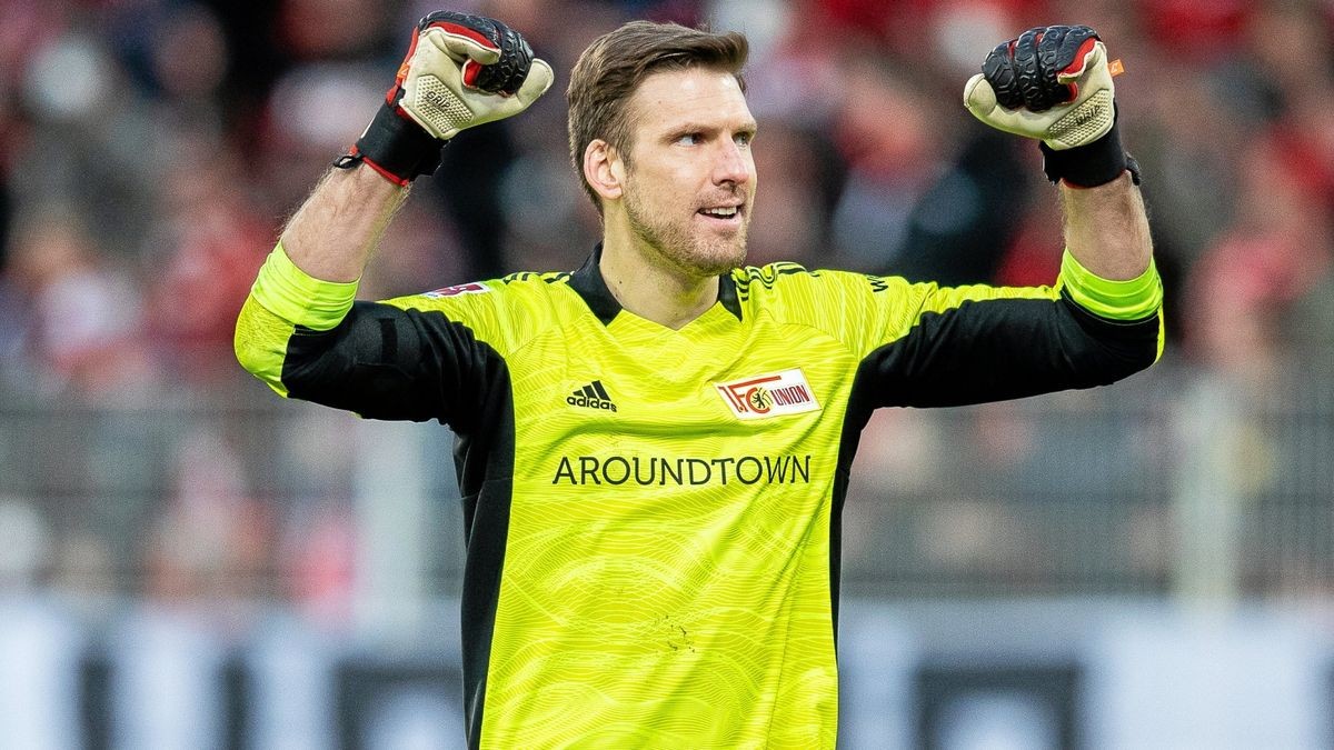 Union Berlin Löst Rönnow Luthe auch als Nummer eins im Tor ab?