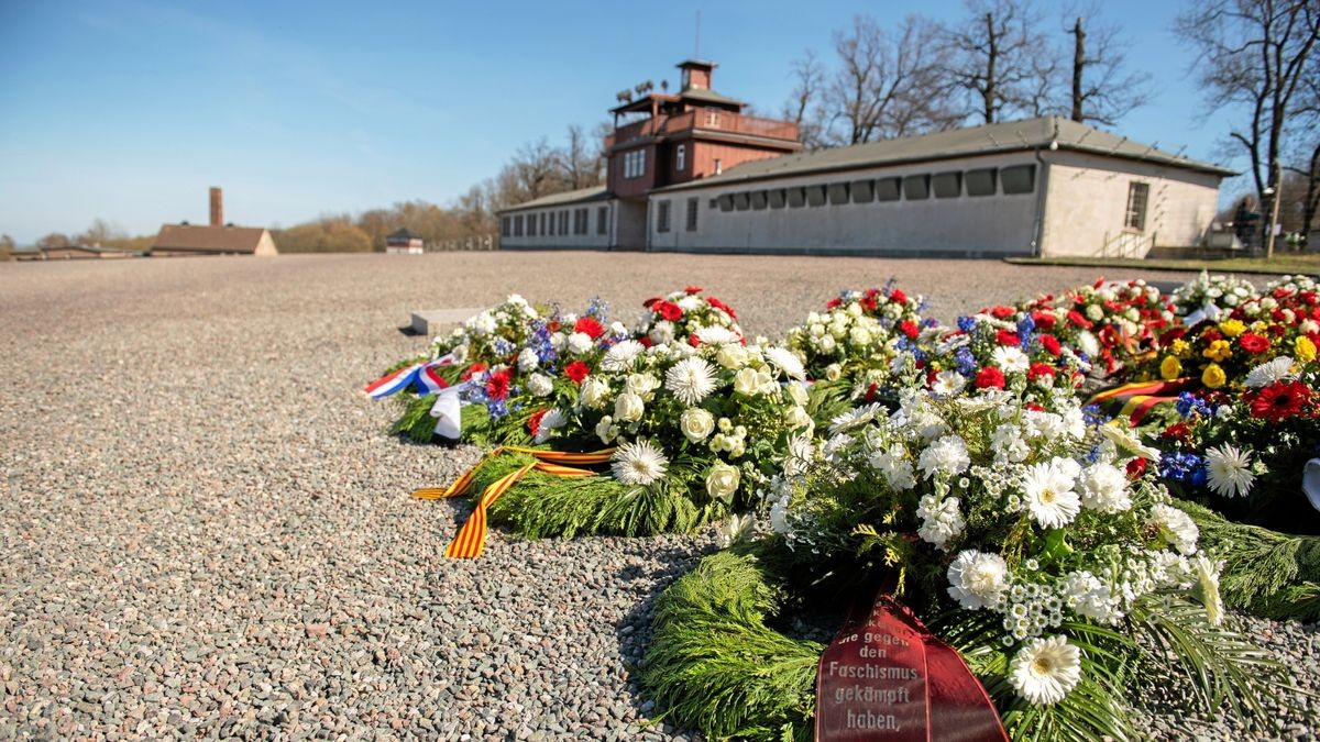 Obwohl keine offiziellen Vertreter aus Russland eingeladen sind, werde die Gedenkstätte Kränze mit Schleifen in den Farben der Länder niederlegen. (Archivfoto)