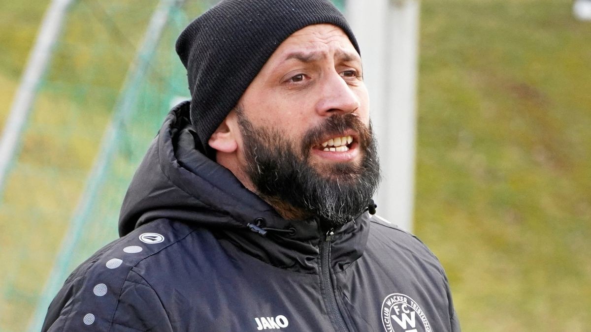 Teistungens Trainer Alayan Mohammed musste unter anderem in Weida mit seinem letzten Aufgebot antreten.