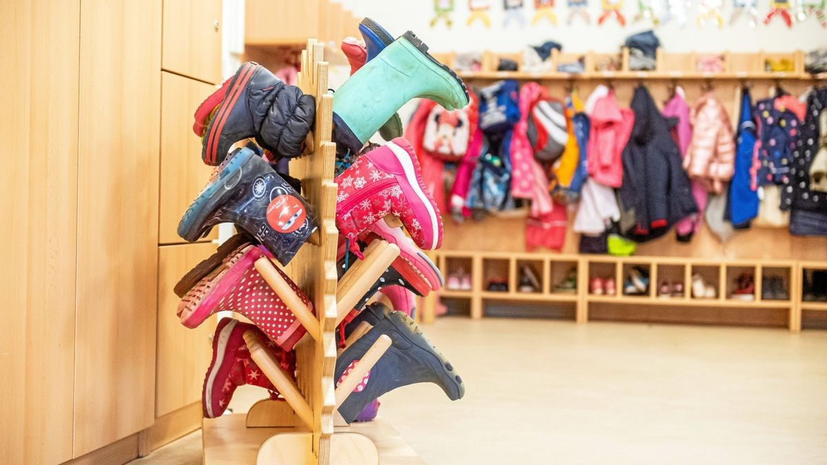 Die Staatsanwaltschaft Erfurt hat einen früheren Praktikanten eines katholischen Kindergartens in Hochheim angeklagt (Symbolfoto).