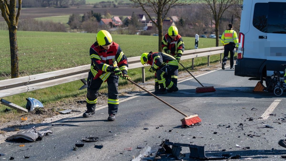 Im Einsatz waren die Feuerwehren Nohra, Ulla, Obergrundstedt, Troistedt und Bad Berka.