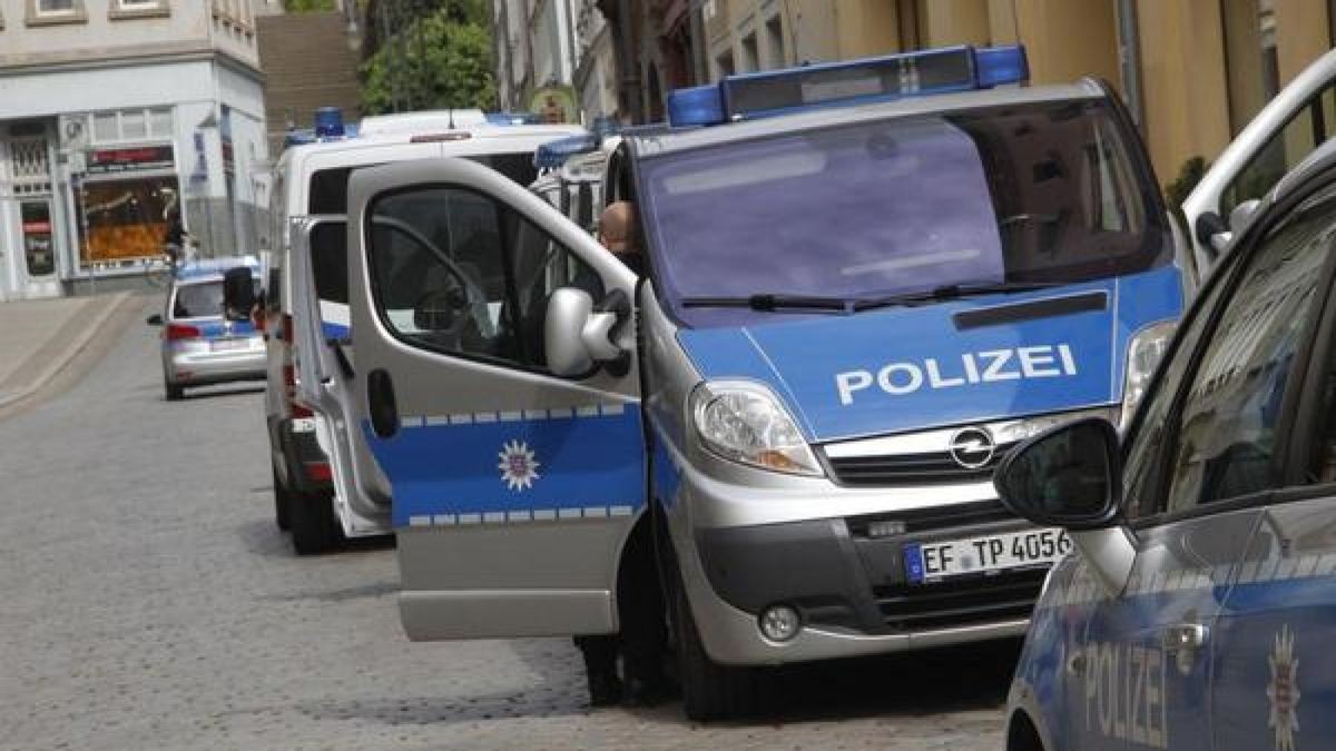 Die Polizei war am Montagabend in mehreren Thüringer Städten im Einsatz.  (Archivbild)