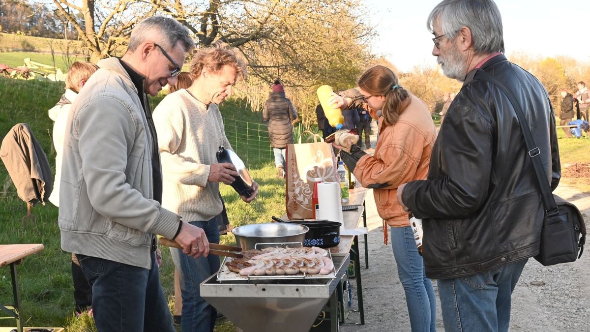 Osterfeuer in Oettern