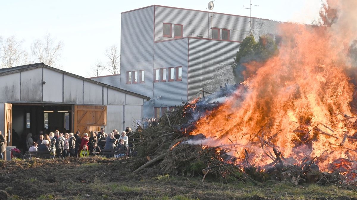 Osterfeuer in Blankenhain