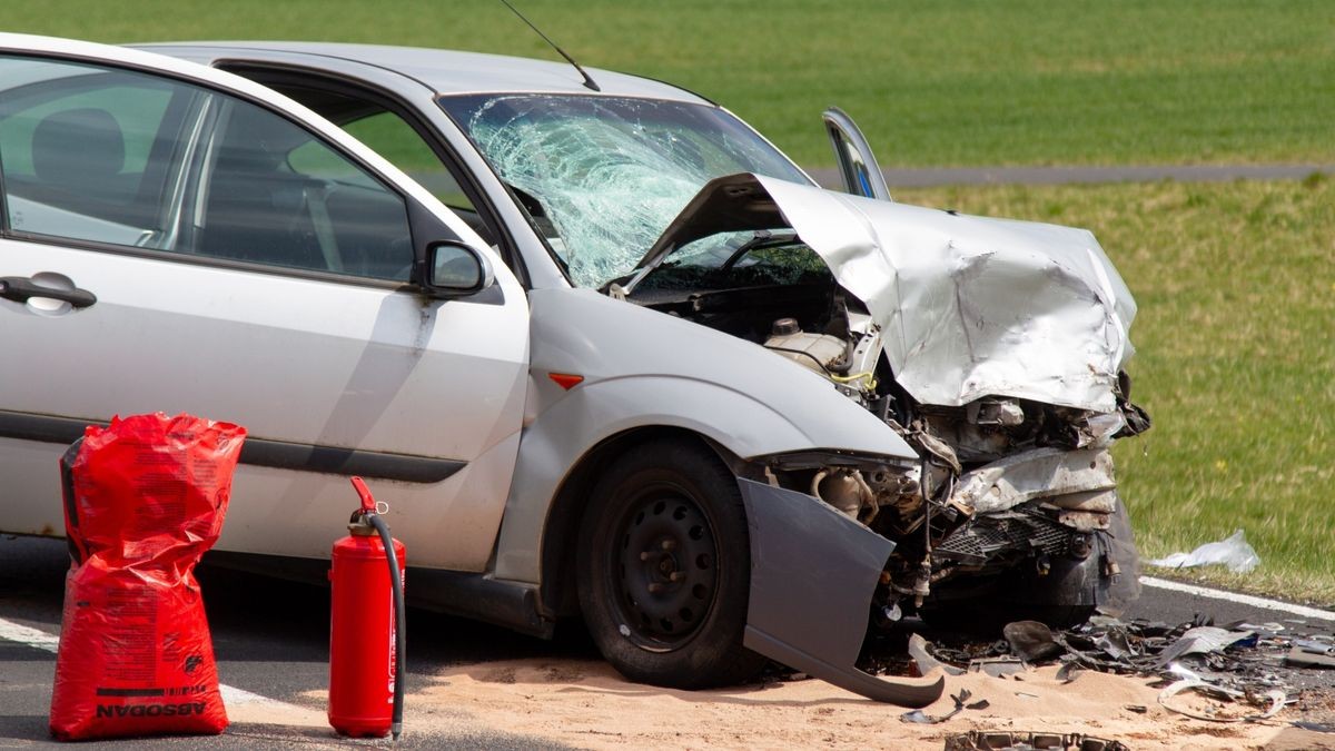 Schwerer Unfall zwischen Kühndorf und Meiningen.