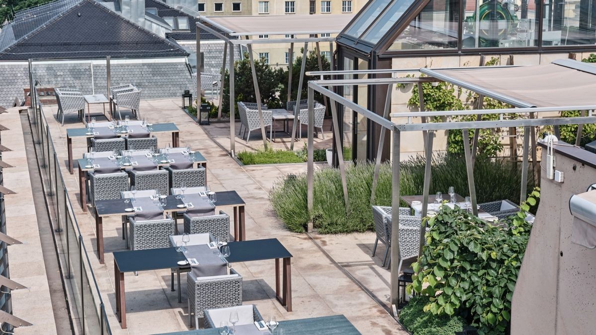 Das 5-Sterne-Superior-Hotel  Monopol hat auch eine tolle Dachterrasse.