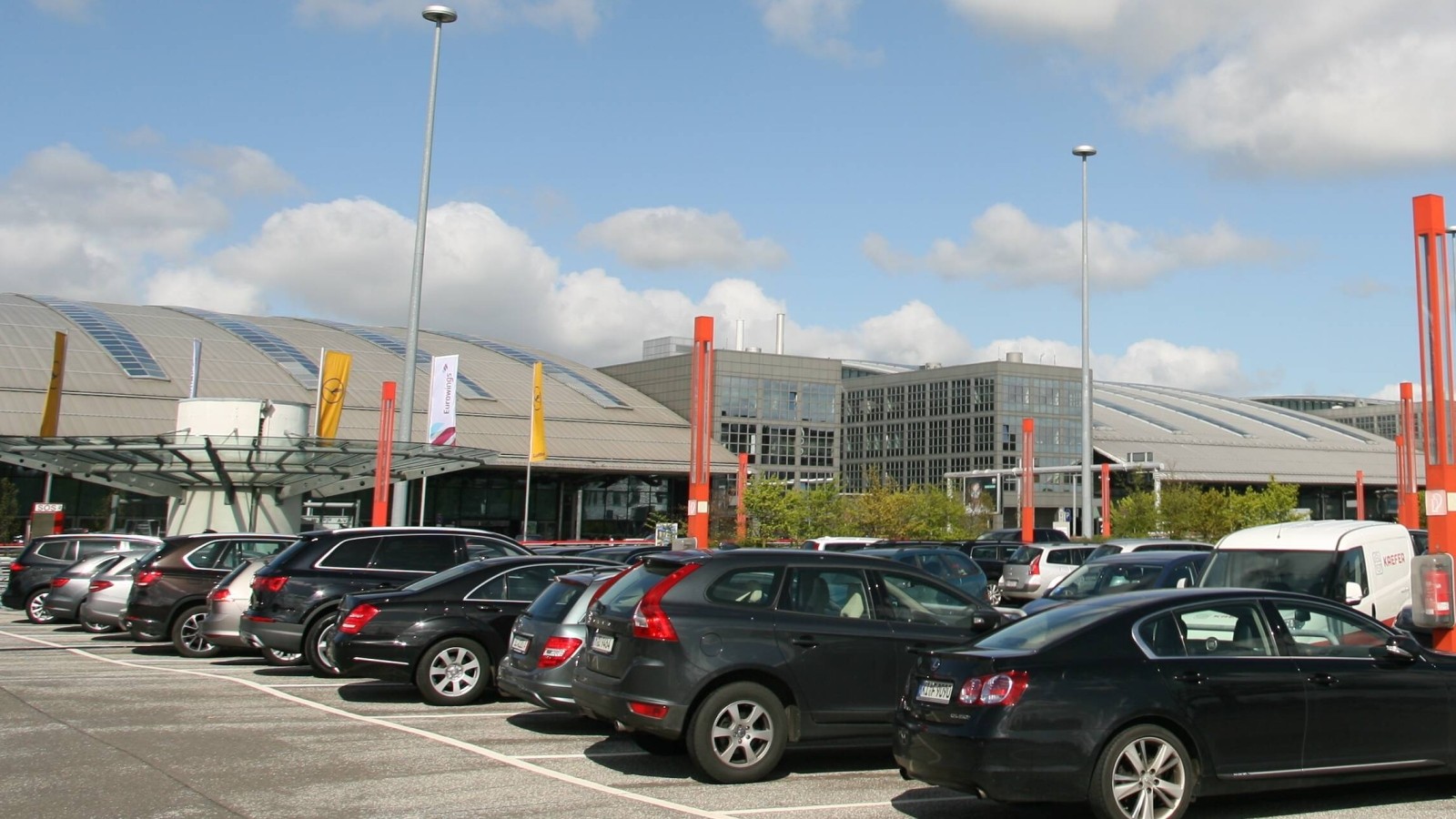Flughafen Billiger Parken Bei Abholen Hamburg