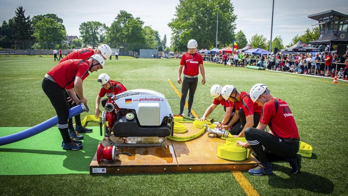 Am Sonntagabend sind auf dem Festplatz Blobach vor mehr als 1000 Feuerwehrangehörigen die Deutschen Feuerwehrmeisterschaften zu Ende gegangen. Zu der 4-Tages-Veranstaltung kamen 1300 Feuerwehrleute nach Mühlhausen. Einige Tausend Zuschauer sahen sich die Wettbewerbe im Stadion und auf dem Blobach an.