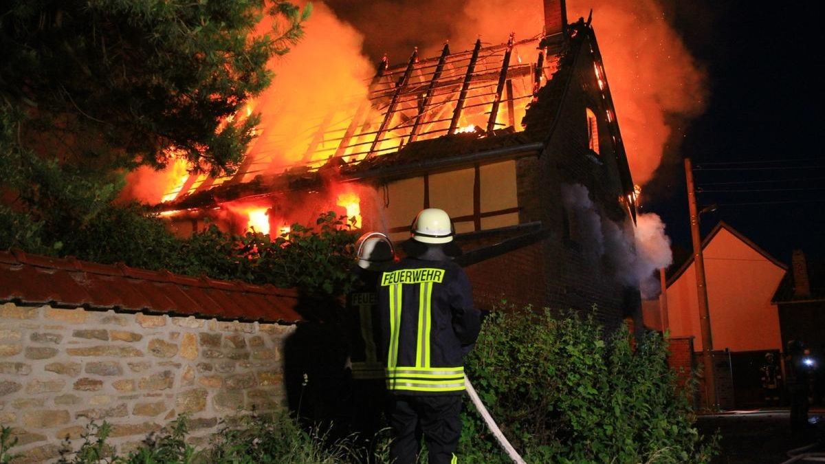 Am Montag kurz nach 22 Uhr war die Feuerwehr alarmiert worden.