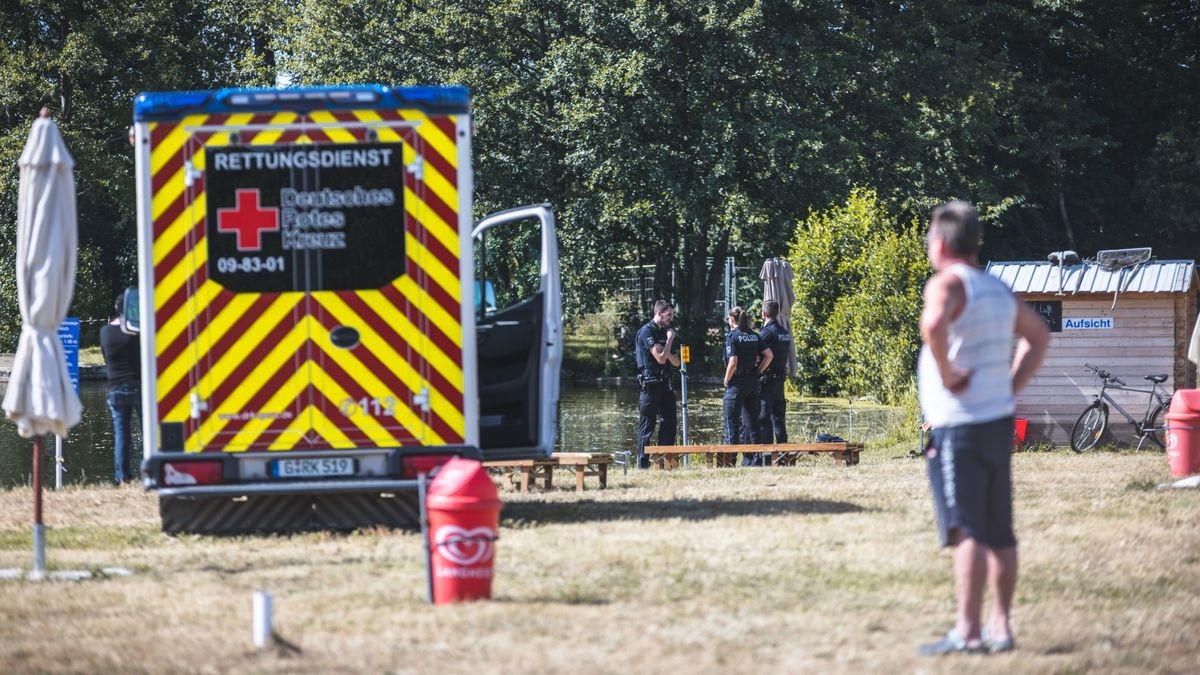 Unverzüglich wurden das Strandbad sowie die angrenzenden Spielplätze akribisch abgesucht.