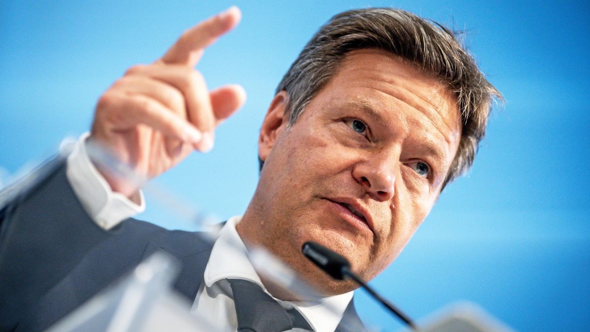 Bundeswirtschaftsminister Robert Habeck (Grünen) hat am Donnerstag in Berlin Alarmstufe 2 des Notfallplans Gas ausgerufen.