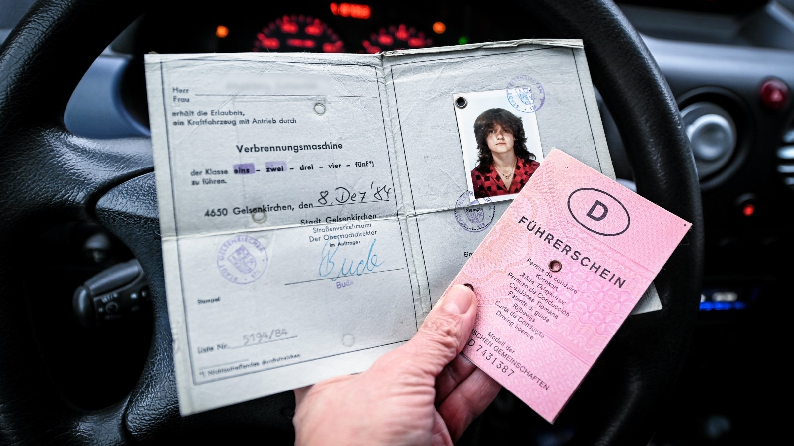 Führerschein Freiwillig Abgeben Belohnung Niedersachsen Hattingen: Senioren sollen Führerschein freiwillig abgeben