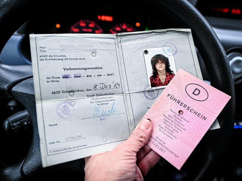 Führerschein Freiwillig Abgeben Belohnung Niedersachsen Hattingen: Senioren sollen Führerschein freiwillig abgeben