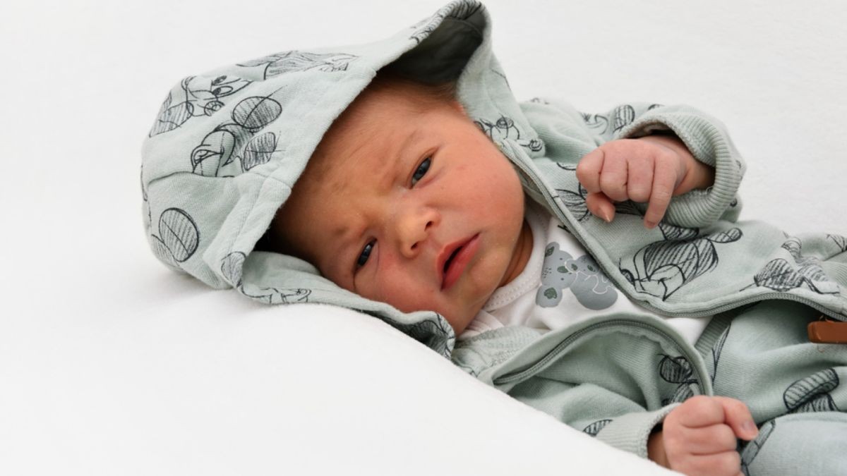 Levi Paul aus Hildebrandshausen, 17.05. um 11.55 Uhr, 3615 g und 51 cm