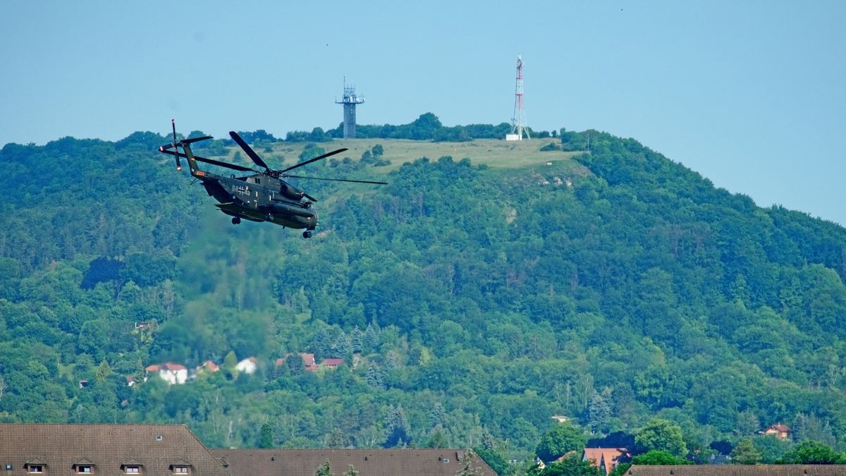 Eine Übung mit einem Bundeswehr-Hubschrauber des Typs Sikorsky CH-53G fand auch schon im letzten Sommer über Sondershausen statt.  