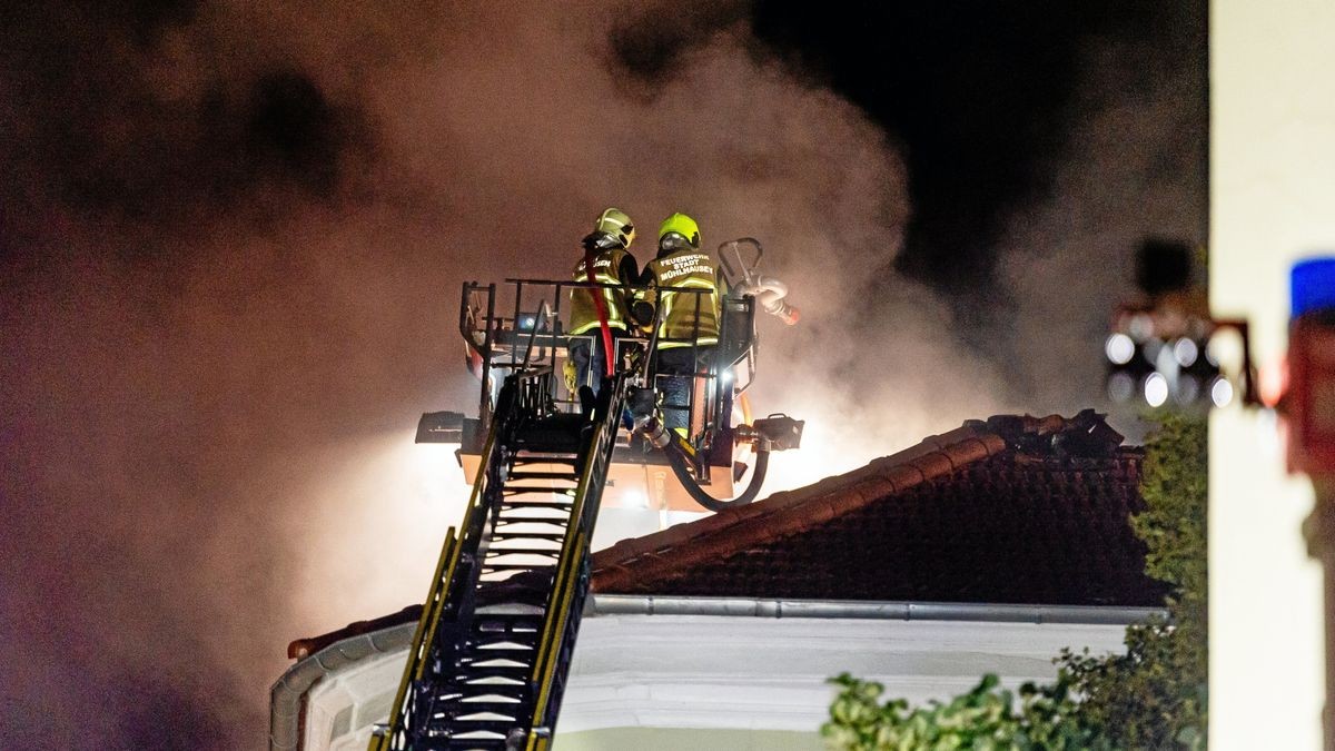 In der Nacht zu Montag ist in einem Haus am Mühlhäuser Kornmarkt ein Feuer ausgebrochen. Nun nennt die Polizei eine mögliche Brandursache.