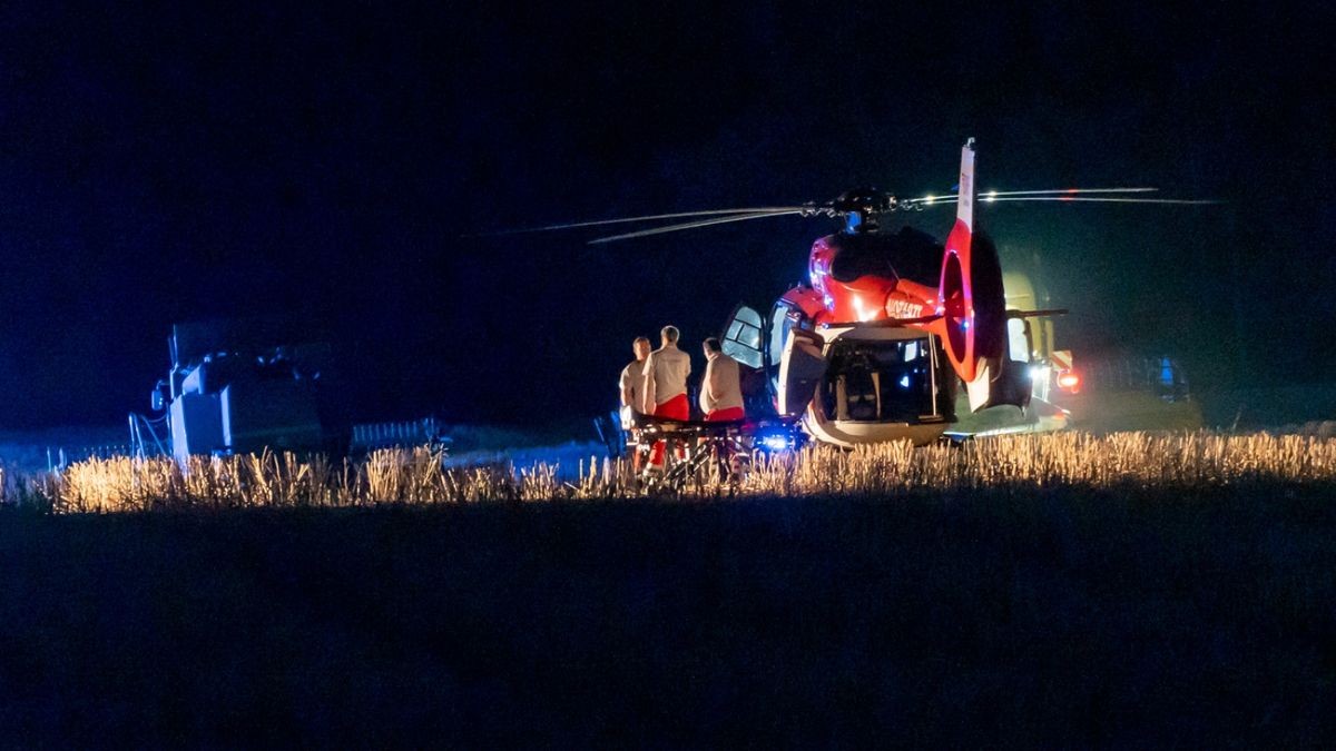 Mit einem Rettungshubschrauber wurde der von einem Projektil schwer verletzte Jäger in die Klinik geflogen, wo er wenige Tage danach verstarb.