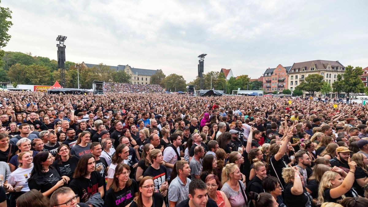 Die Fans der Ärzte.