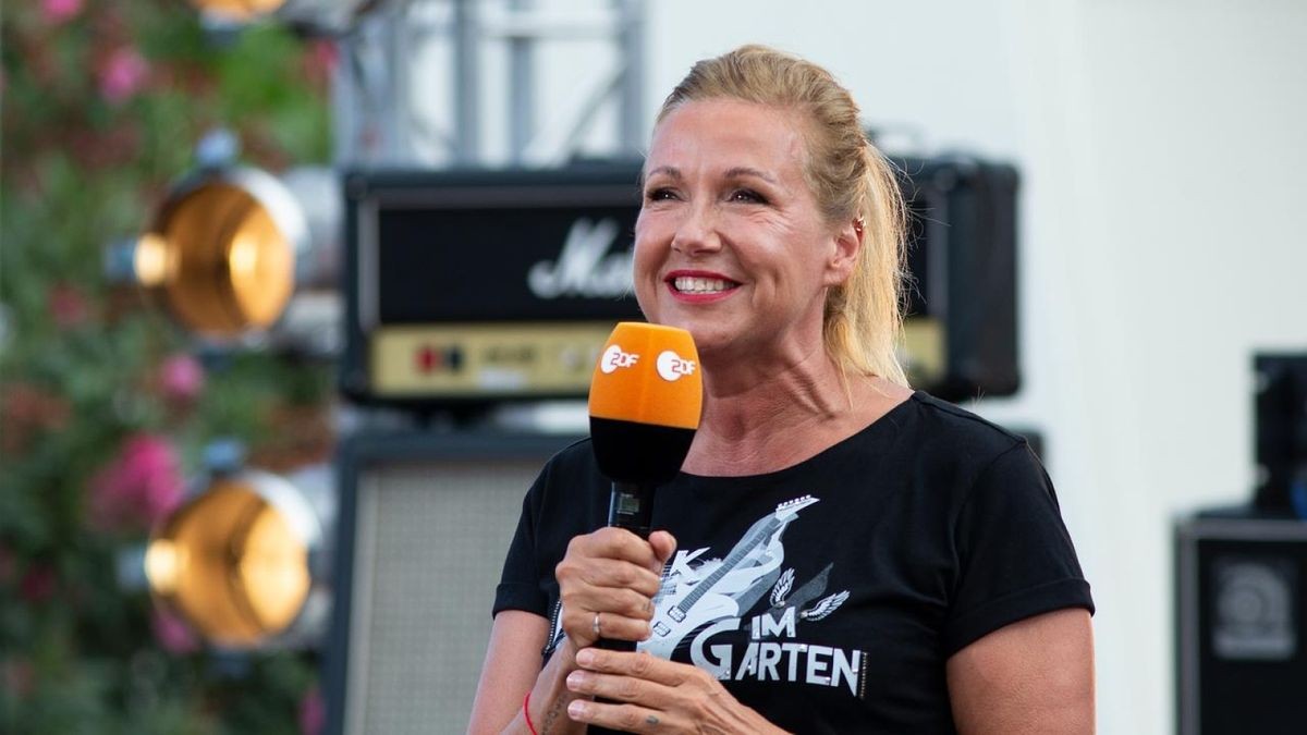 ZDF-Fernsehgarten: Andrea Kiewel alias "Kiwi" überrascht mit diesem Outfit