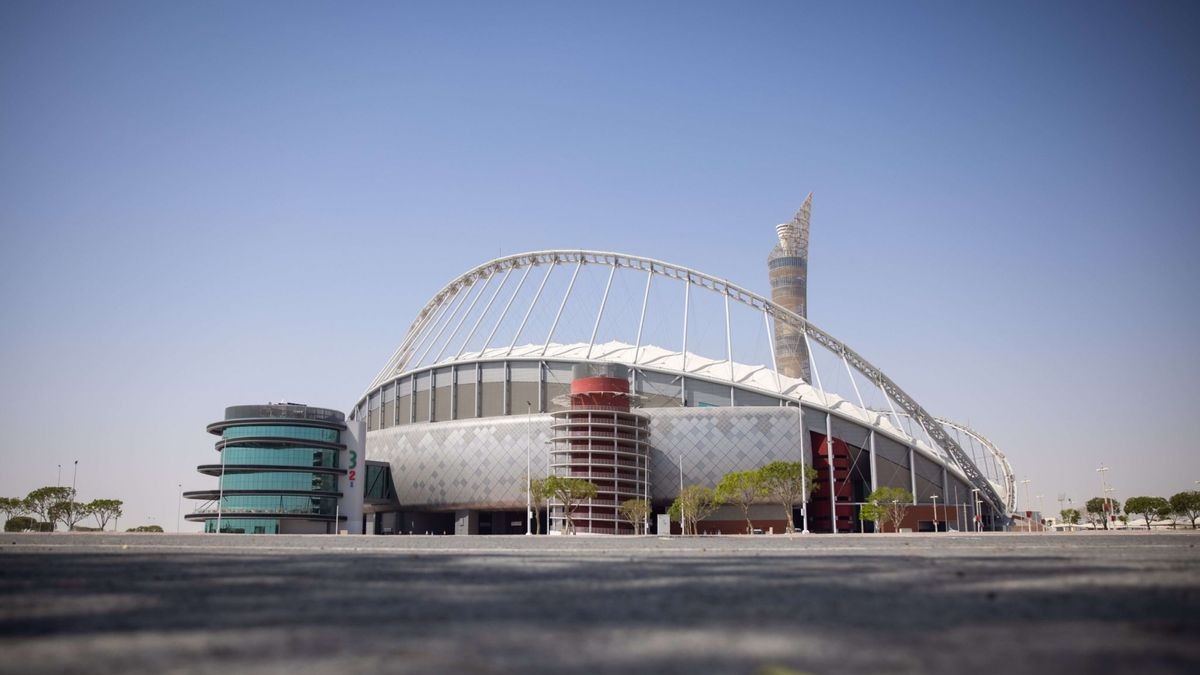 Sieben der acht WM-Stadien liegen in und um Doha. Dazu zählt auch das Khalifa International Stadium in Al Rayyan, wo Deutschland sein erstes Vorrundenspiel gegen Japan austragen wird.