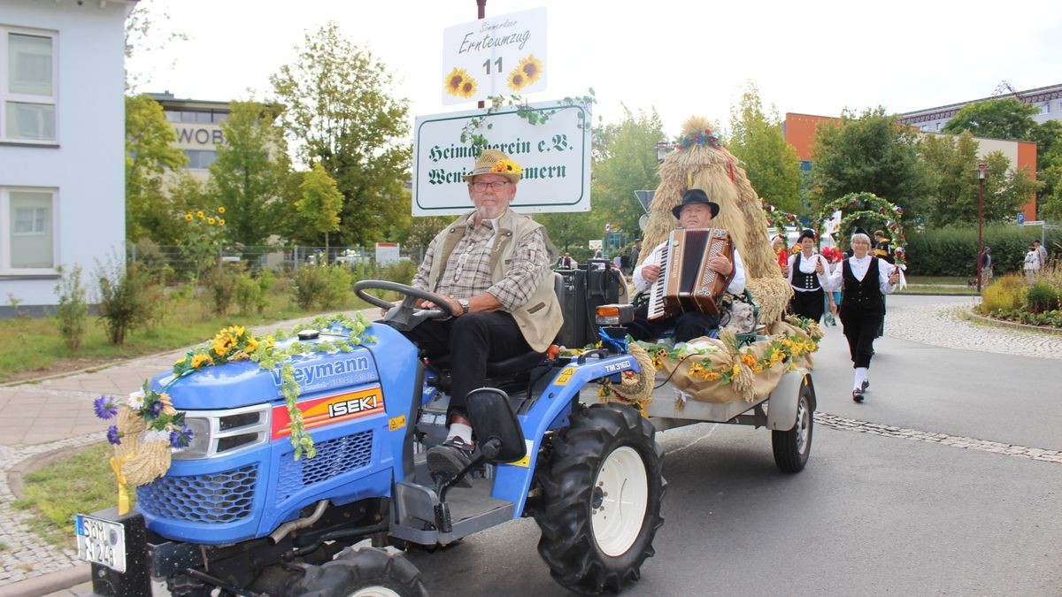 Im Bild der Heimatverein Wenigensömmern.