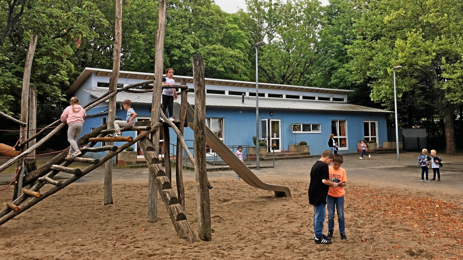 Welche Grundschule Gehört Zu Meinem Einzugsgebiet Herne: An welcher Grundschule es wie viele OGS-Plätze gibt