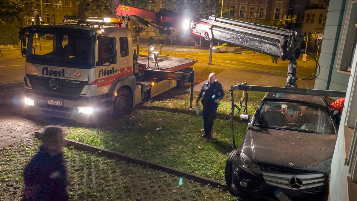 Einen Mitfahrer konnte die Polizei fassen.