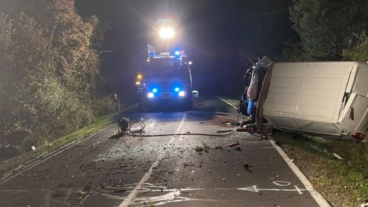 Nach dem tödlichen Unfall bittet die Polizei um Zeugenhinweise.