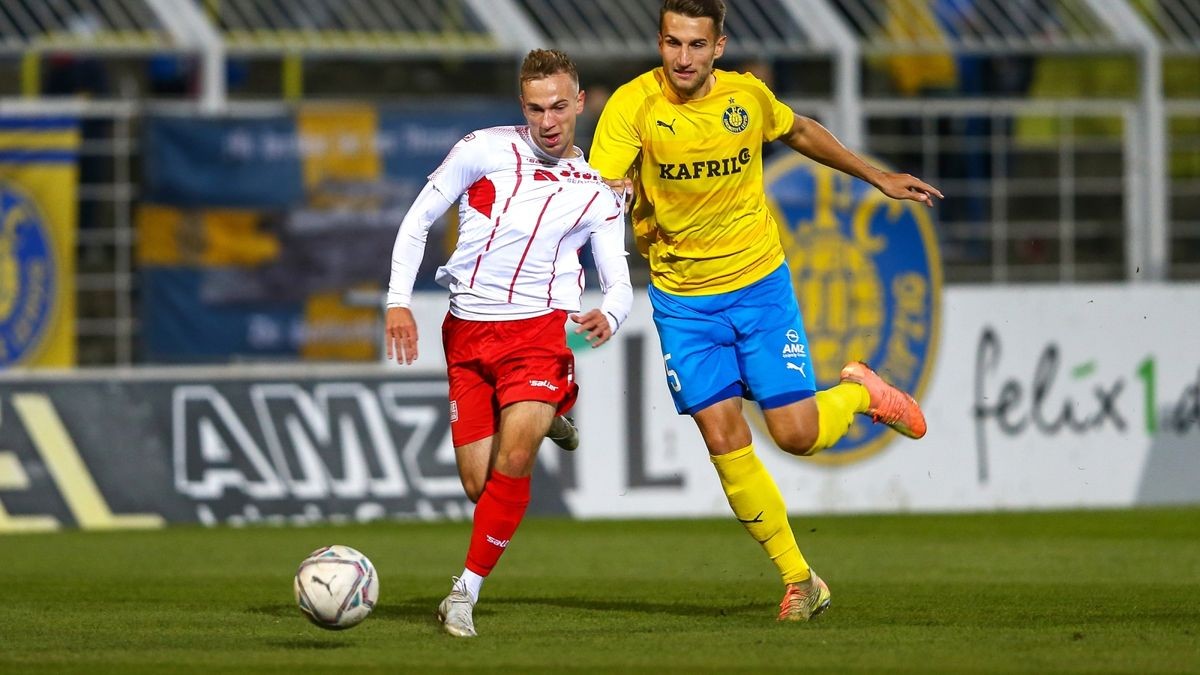 Der FC Rot-Weiß Erfurt hat die erste Auswärtsniederlage in dieser Saison kassiert. Bei Lok Leipzig unterlag der Regionalliga-Aufsteiger vor 5053 Zuschauern unglücklich mit 0:1. Das entscheidende Tor fiel in der 89. Minute