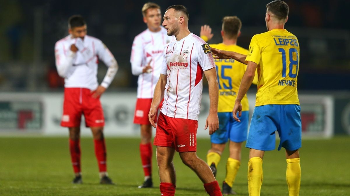 Der FC Rot-Weiß Erfurt hat die erste Auswärtsniederlage in dieser Saison kassiert. Bei Lok Leipzig unterlag der Regionalliga-Aufsteiger vor 5053 Zuschauern unglücklich mit 0:1. Das entscheidende Tor fiel in der 89. Minute