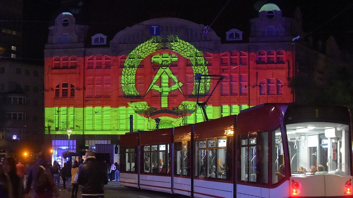 Abendinszenierung am Kaufhaus Anger 1