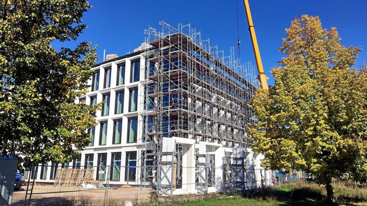 In den Bau des neuen Forschungsgebäudes auf dem Campus der Universität Erfurt wird auch die Willy-Brandt-School einziehen. 