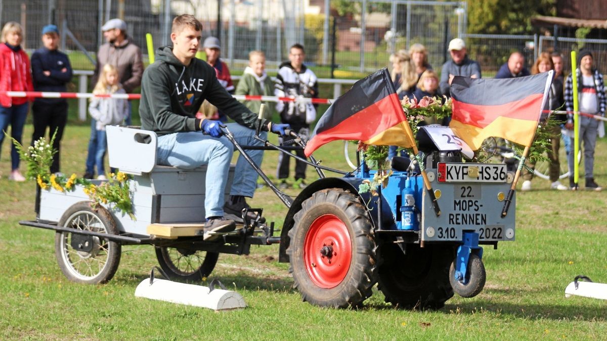 Das 22. Mopsrennen im Kyffhäuserland bescherte dem Veranstalter dem Hachelbicher Sportverein einen Besucherrekord.