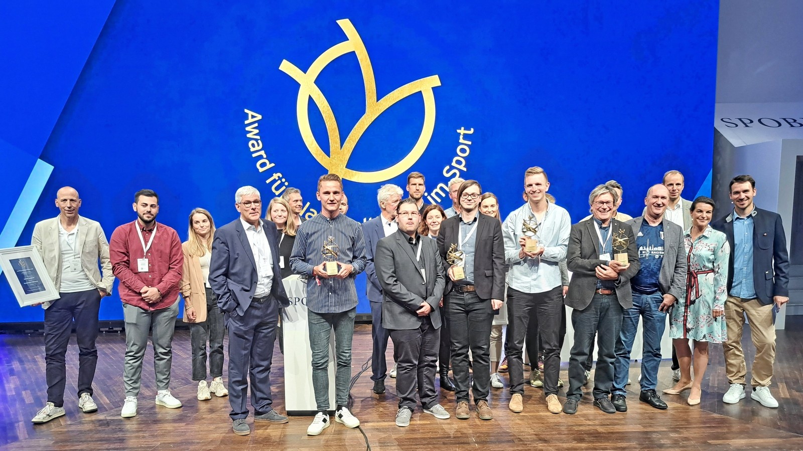 FC Internationale Berlin gewinnt Preis für Nachhaltigkeit