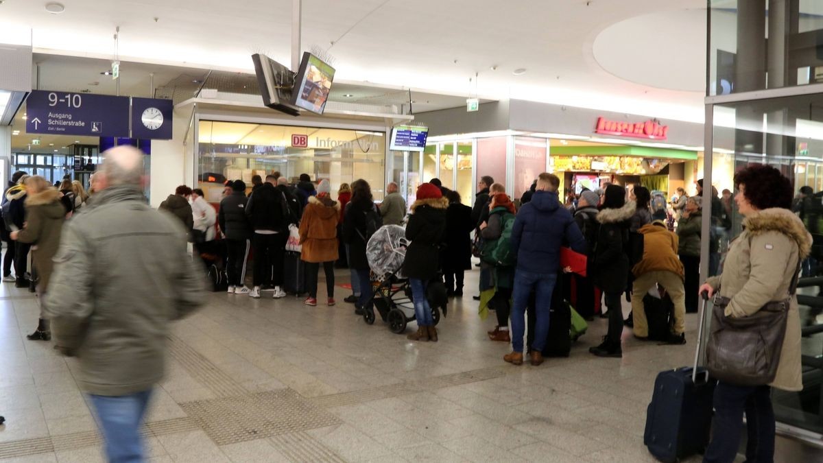 Reisende mussten Montagmorgen mehr Zeit einplanen.