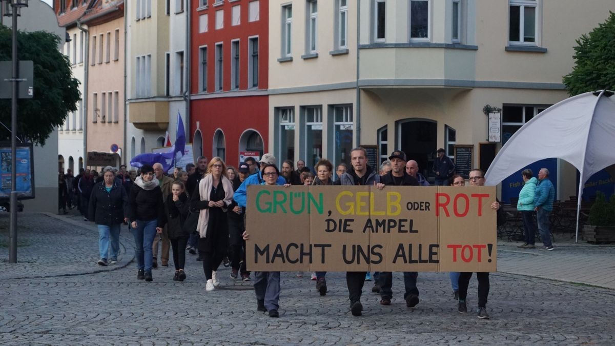 In Neustadt ging man ebenfalls am Montag auf die Straße.