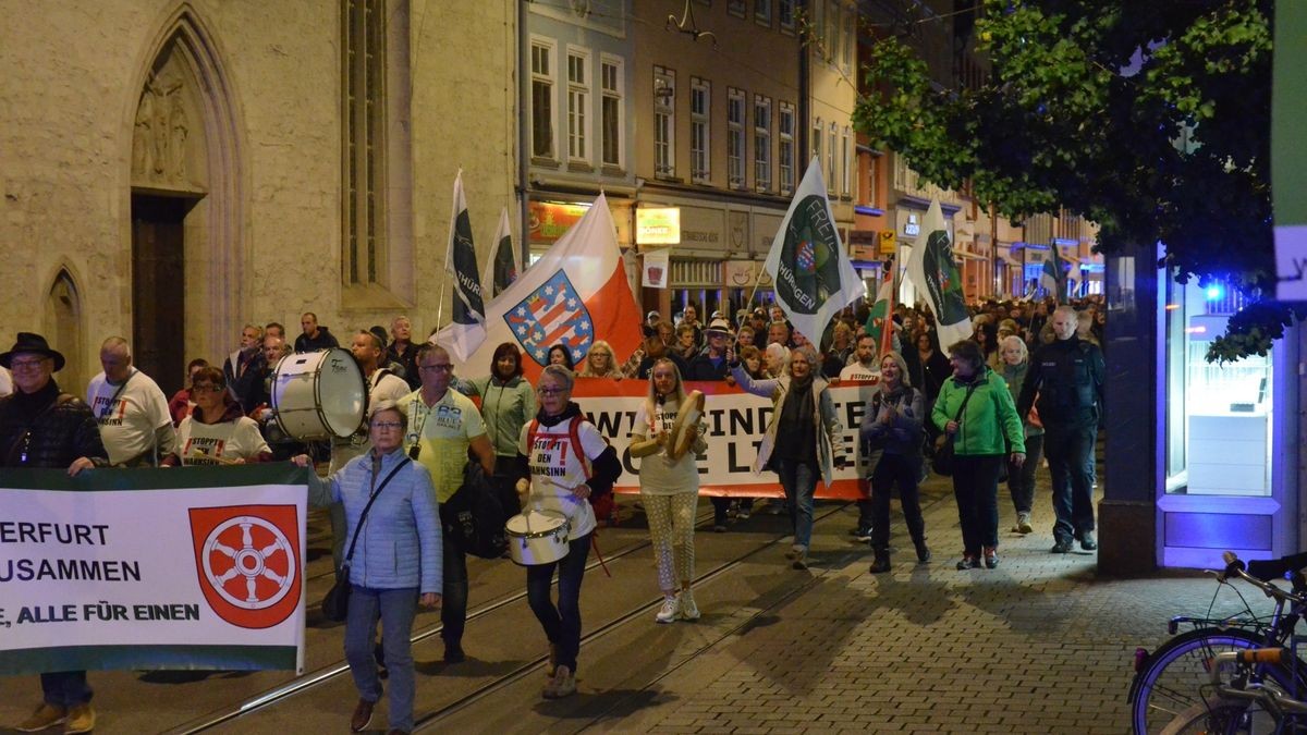 Demonstration in Erfurt gegen Energie-, Außen- und Coronapolitik von Bund und Land.