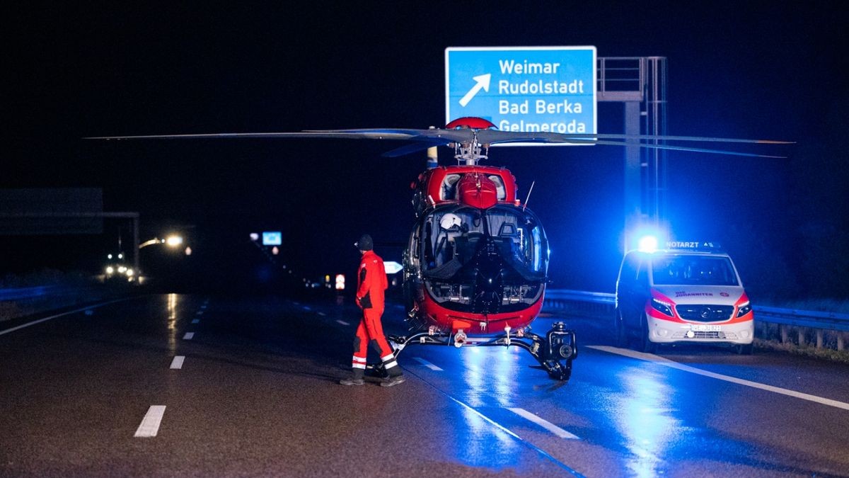 Nach der Erstversorgung vor Ort wurde durch die Notärztin ein Rettungshubschrauber angefordert.