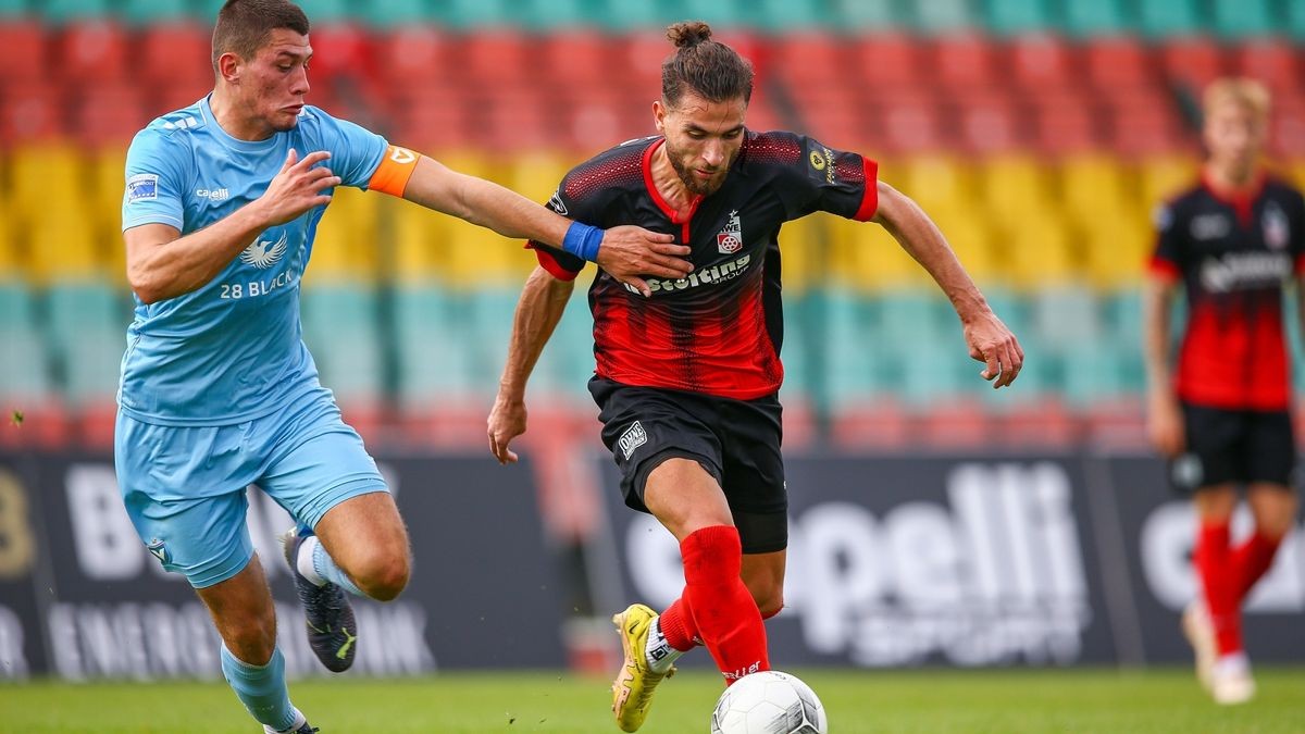 Rot-Weiß Erfurt hat in der Fußball-Regionalliga seinen fünften Saisonsieg gefeiert. Die Erfurter gewannen bei Viktoria Berlin mit 2:1 und klettern damit auf Rang 4 in der Tabelle.