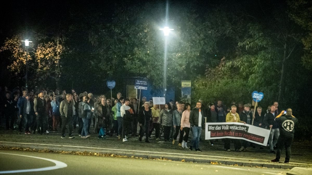 Protest gegen die Politik der Bundesregierung am Montagabend in Mühlhausen.